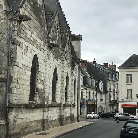 Petite Maison T2 Avec Terrasse Pres De La Loire *